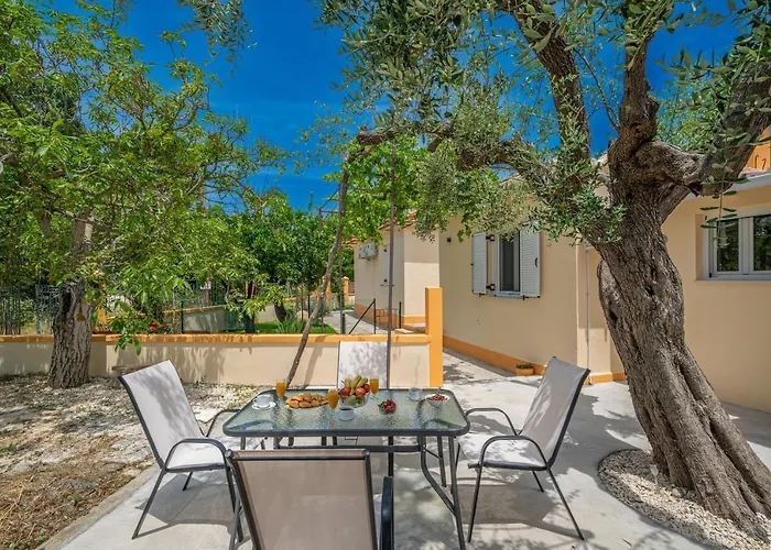 بيت للعطل Ira's House سامي