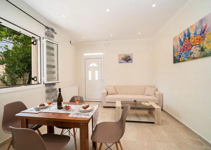 بيت للعطل Ira's House