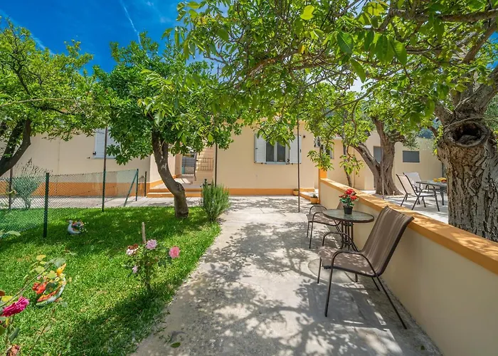 Ira's House بيت للعطل سامي