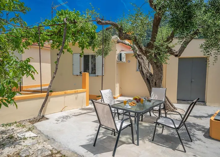 بيت للعطل Ira's House