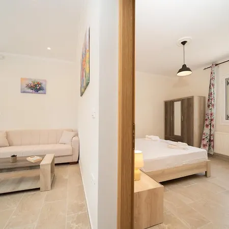 Vakantiehuis Ira's House *