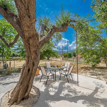 Ira's House Vakantiehuis